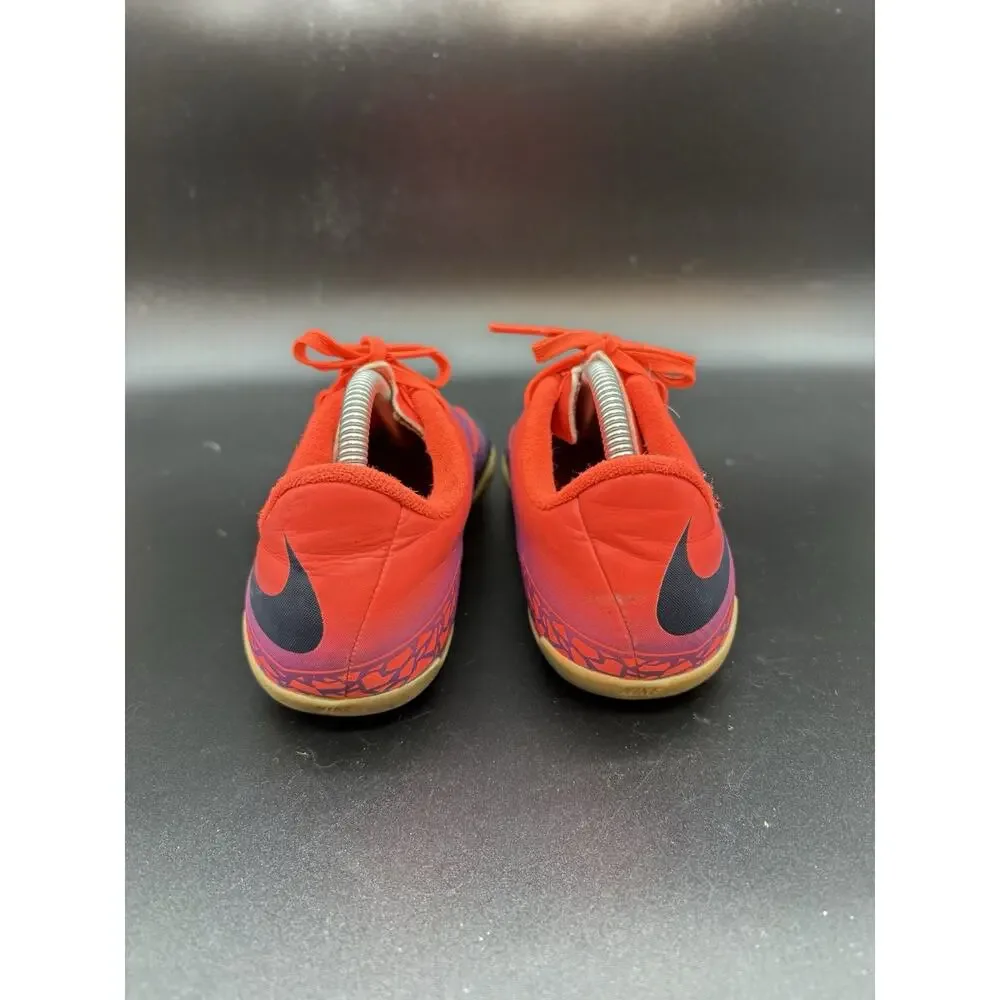 Nike Hypervenom Phelom IC Soccer Shoes Youth Size 2.5Y 749920-845